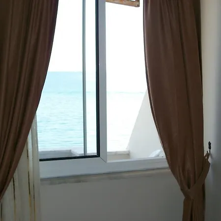 Han Motel 3*